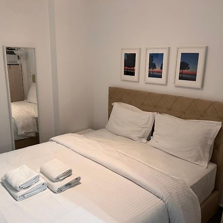 סלוניקי Small Budget Diamond Apartment In Agias Sofias. מראה חיצוני תמונה