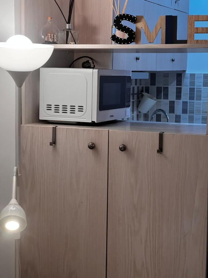 סלוניקי Small Budget Diamond Apartment In Agias Sofias. מראה חיצוני תמונה